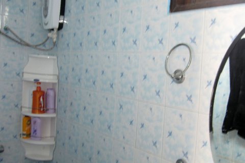 Casa de 2 dormitorios en Pattaya, Tailandia № 22860 - foto 17