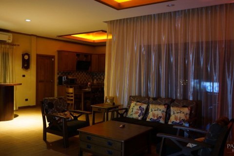 Casa de 3 dormitorios en Pattaya, Tailandia № 20184 - foto 19