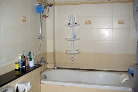 Casa de 5 dormitorios en Pattaya, Tailandia № 23823 - foto 12