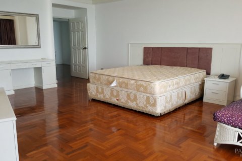 Condominio de 4 dormitorios en Pattaya, Tailandia № 20583 - foto 27