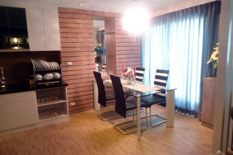 Condominio de 2 dormitorios en Jomtien Beach, Pattaya, Tailandia № 20176 - foto 11
