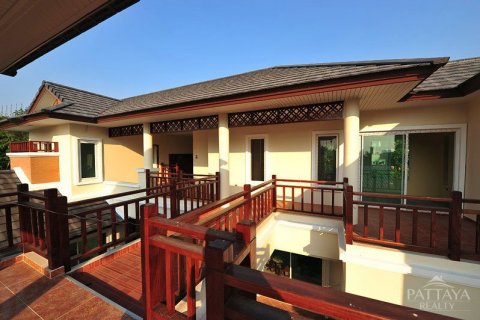 Casa de 4 dormitorios en Pattaya, Tailandia № 23099 - foto 6