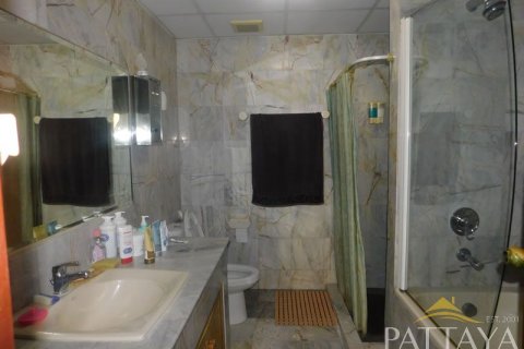 Condominio de 2 dormitorios en Pattaya, Tailandia № 21667 - foto 14
