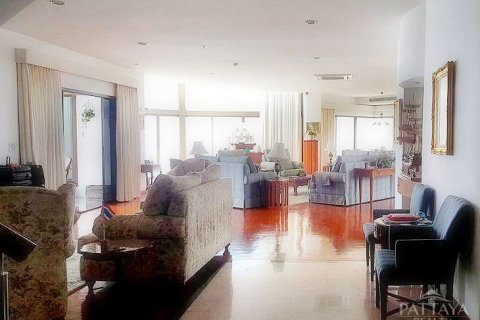 Condominio de 4 dormitorios en Pattaya, Tailandia № 20414