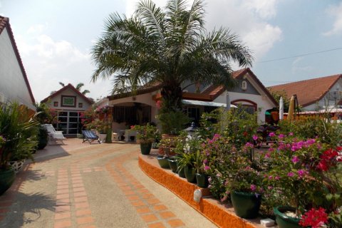 Casa de 3 dormitorios en Pattaya, Tailandia № 24283 - foto 7