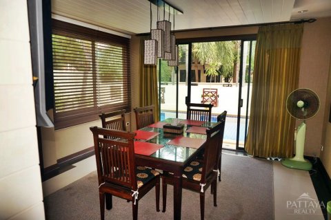 Casa de 3 dormitorios en Pattaya, Tailandia № 19972 - foto 21