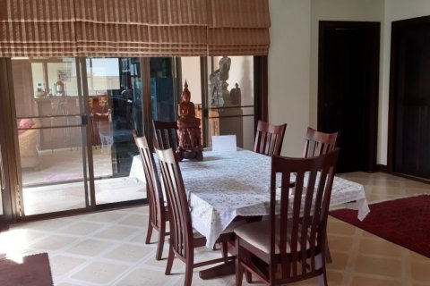 Casa de 3 dormitorios en Pattaya, Tailandia № 22407 - foto 18
