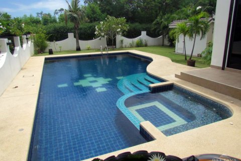 Casa de 5 dormitorios en Jomtien Beach, Pattaya, Tailandia № 19959 - foto 6
