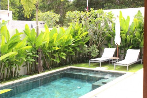 Casa de 3 dormitorios en Bang Tao, Tailandia № 3745