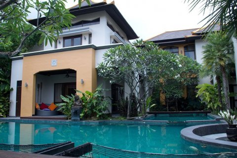 Casa de 5 dormitorios en Pattaya, Tailandia № 19893 - foto 8