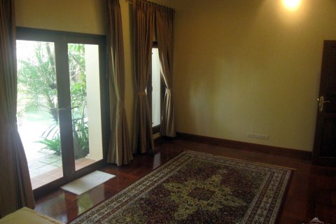 Casa de 2 dormitorios en Pattaya, Tailandia № 23592 - foto 4