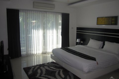 Casa de 4 dormitorios en Pattaya, Tailandia № 22599 - foto 16