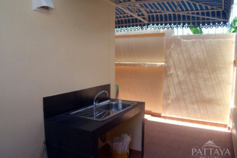 Casa de 3 dormitorios en Pattaya, Tailandia № 23990 - foto 9