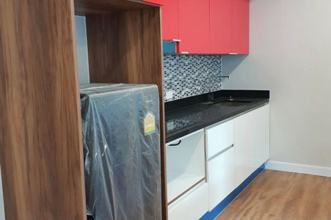 Condominio de 2 dormitorios en Jomtien Beach, Pattaya, Tailandia № 21190 - foto 6