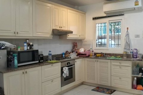 Casa de 2 dormitorios en Pattaya, Tailandia № 21792 - foto 5