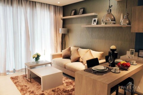 Condominio de 1 dormitorio en Jomtien Beach, Pattaya, Tailandia № 24151 - foto 2