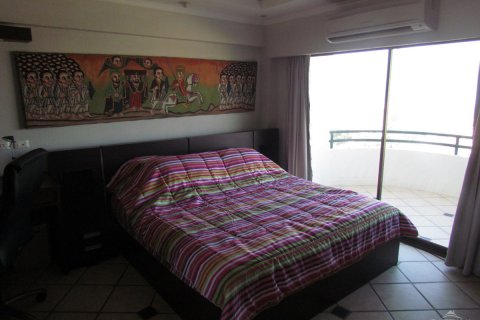 Condominio de 1 dormitorio en Pattaya, Tailandia № 19784 - foto 2