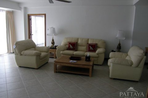Condominio de 2 dormitorios en Jomtien Beach, Pattaya, Tailandia № 20000 - foto 5