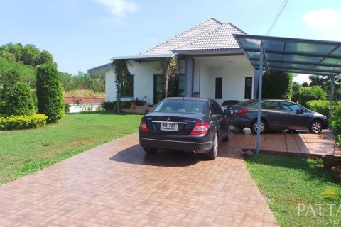 Casa de 3 dormitorios en Rayong, Tailandia № 21287