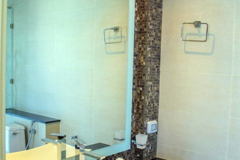 Condominio de 2 dormitorios en Pattaya, Tailandia № 20836 - foto 30
