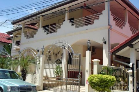 Casa de 3 dormitorios en Jomtien Beach, Pattaya, Tailandia № 23938 - foto 5