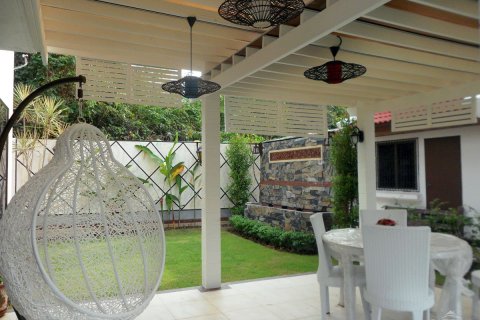 Casa de 3 dormitorios en Pattaya, Tailandia № 23006 - foto 3