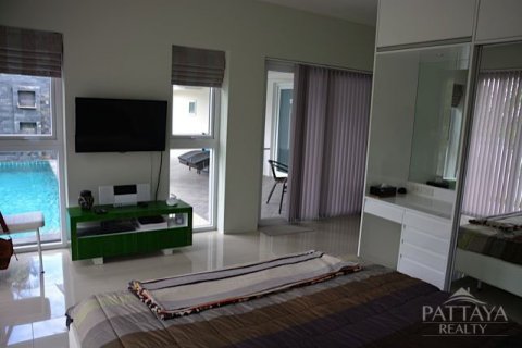 Casa de 3 dormitorios en Pattaya, Tailandia № 24451 - foto 29
