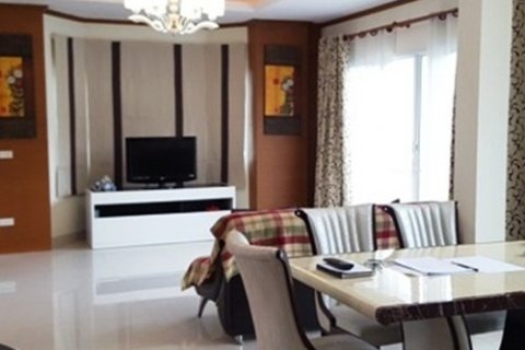 Casa de 3 dormitorios en Pattaya, Tailandia № 21049 - foto 8