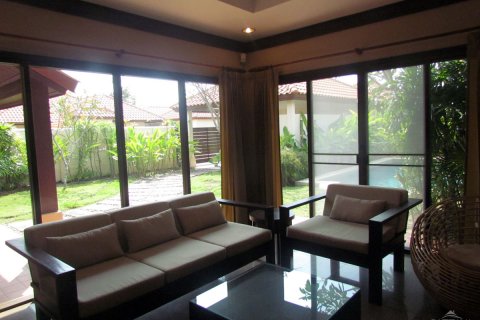 Casa de 3 dormitorios en Pattaya, Tailandia № 24142 - foto 12