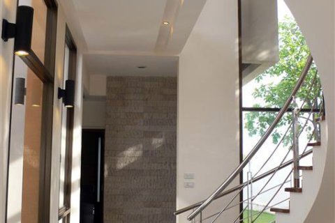 Casa de 5 dormitorios en Pattaya, Tailandia № 19892 - foto 19