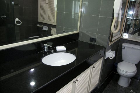 Condominio de 3 dormitorios en Pattaya, Tailandia № 22694 - foto 11