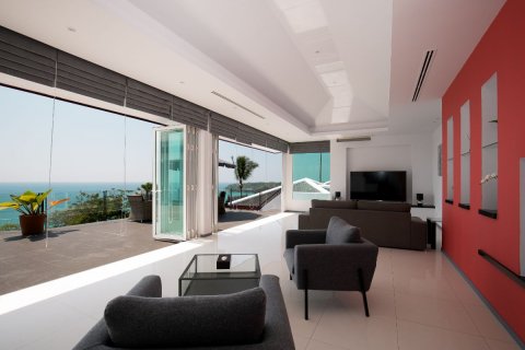 Casa de 5 dormitorios en Phuket, Tailandia № 22369 - foto 2