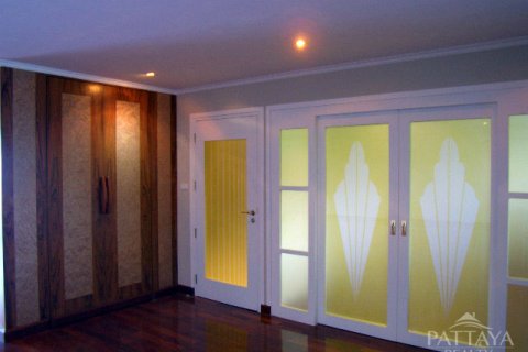 Condominio de 2 dormitorios en Pattaya, Tailandia № 23825 - foto 6