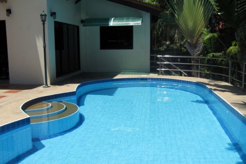 Casa de 3 dormitorios en Pattaya, Tailandia № 22726 - foto 6