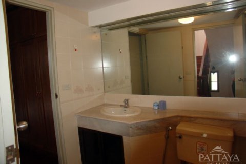 Casa de 4 dormitorios en Jomtien Beach, Pattaya, Tailandia № 22672 - foto 5