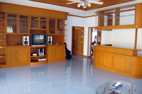 Casa de 2 dormitorios en Pattaya, Tailandia № 23301 - foto 15