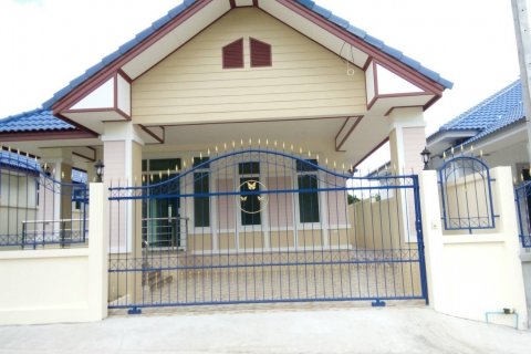 Casa de 3 dormitorios en Pattaya, Tailandia № 22135 - foto 21