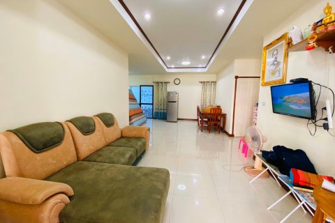 Casa de 3 dormitorios en Pattaya, Tailandia № 22363 - foto 6