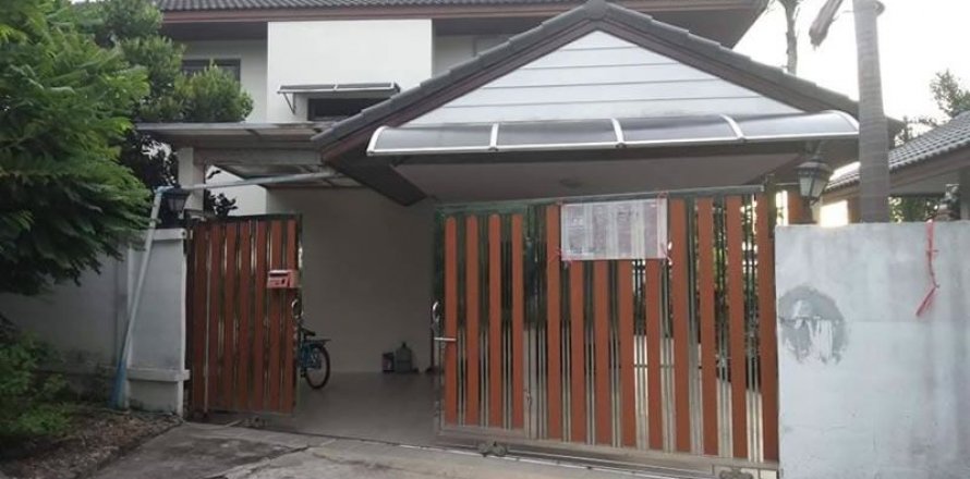 Casa de 3 dormitorios en Pattaya, Tailandia № 21584
