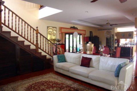 Casa de 2 dormitorios en Jomtien Beach, Pattaya, Tailandia № 22638 - foto 8