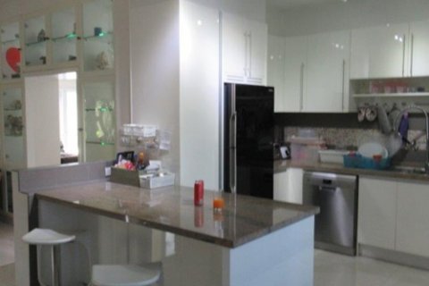 Casa de 4 dormitorios en Pattaya, Tailandia № 21614 - foto 5