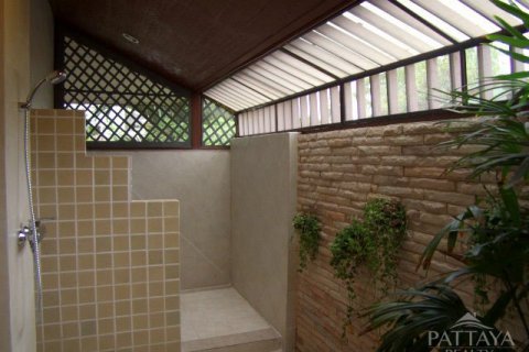 Casa de 4 dormitorios en Jomtien Beach, Pattaya, Tailandia № 19701 - foto 19