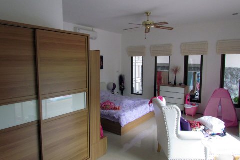 Casa de 3 dormitorios en Pattaya, Tailandia № 20431 - foto 14