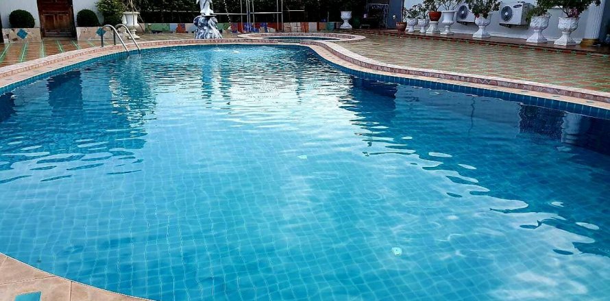 Casa de 9 dormitorios en Pattaya, Tailandia № 22284