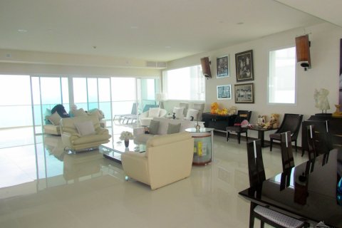 Condominio de 4 dormitorios en Pattaya, Tailandia № 20303 - foto 5