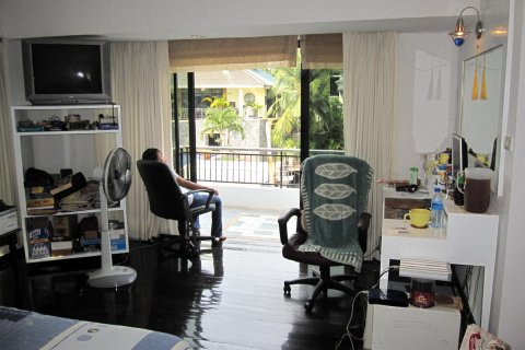 Casa de 3 dormitorios en Pattaya, Tailandia № 22642 - foto 5