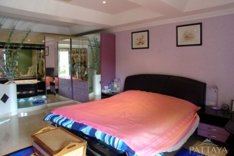 Condominio de 3 dormitorios en Jomtien Beach, Pattaya, Tailandia № 22637 - foto 4