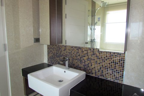 Condominio de 2 dormitorios en Pattaya, Tailandia № 23899 - foto 13