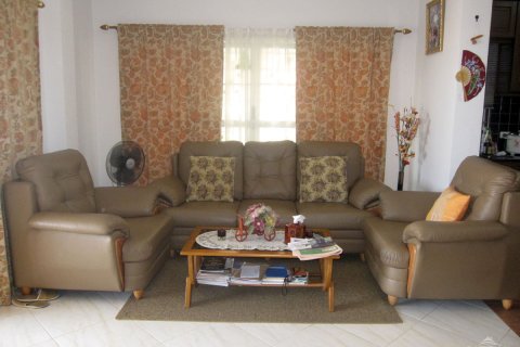 Casa de 3 dormitorios en Pattaya, Tailandia № 23037