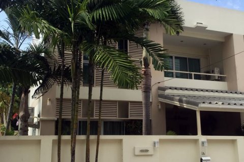 Casa de 3 dormitorios en Pattaya, Tailandia № 19885 - foto 11